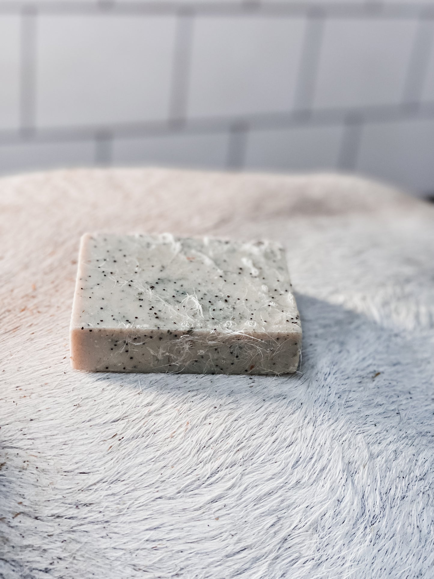 Horse Soap Paardenshampoo Bars - Luxe, natuurlijke verzorging voor je paard. * Premium
* 100% natuurlijke paardenshampoo * Diervriendelijk * Plasticvrij * Handgemaakt in een sociale werkplaats * Nederlands product